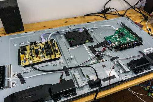 TV repairing service in Delhi